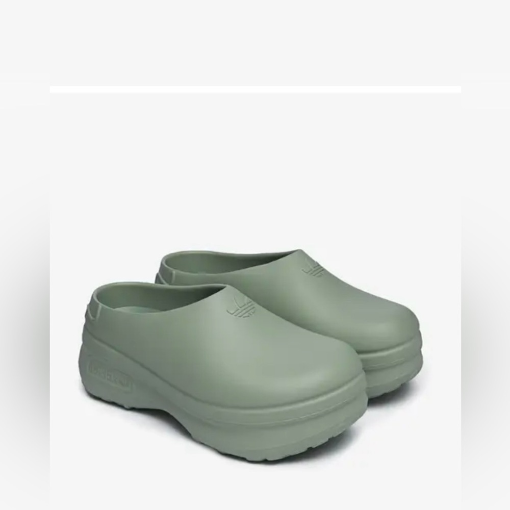 adidas
Women's adiFOAM Stan Mule size 8